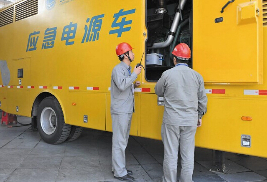 永昌如何清理被灰尘覆盖的机油散热器？